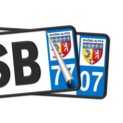 Plaques d'immatriculation avec blason autocollant Rhône-Alpes et numéro 07 (Ardèche)